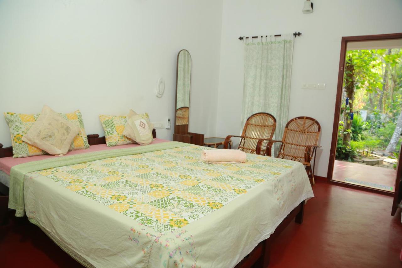 Marari Charlys Homestay Alappuzha Екстериор снимка